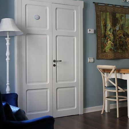 B&B Via Dell'Astrologo コゼンツァ エクステリア 写真